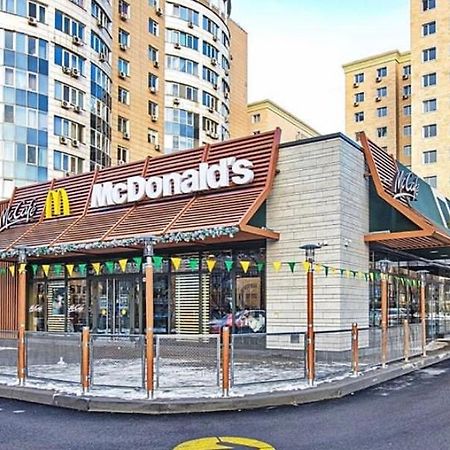 Суперкомфортная 1-Ком Квартира В Самом Центре Г.Алматы アルマトイ エクステリア 写真